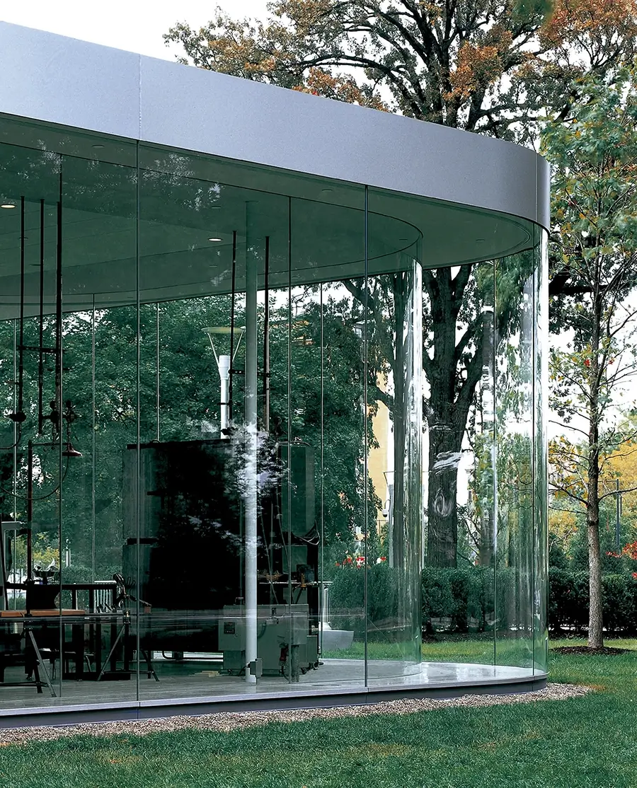 Lien vers la page de Glass Pavillion